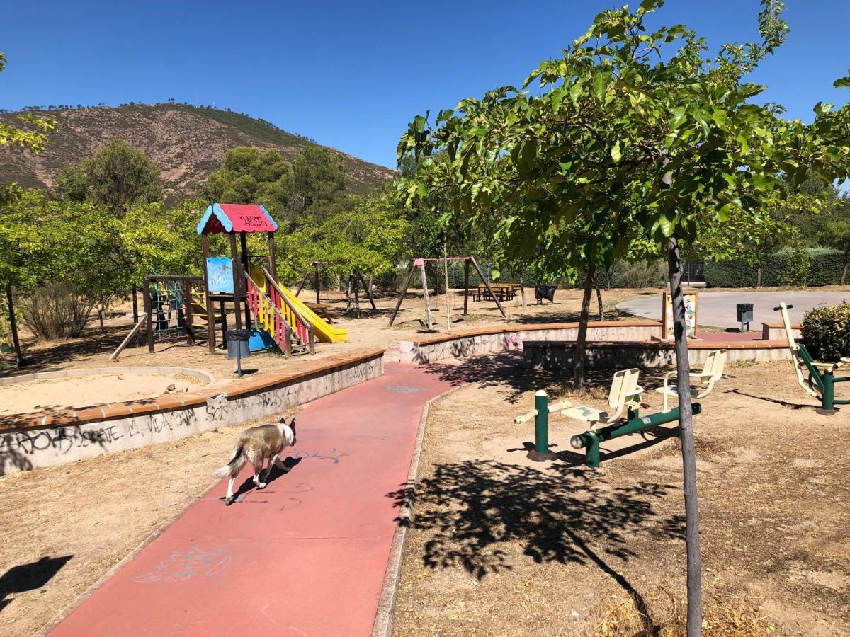 Casa Rural Los Olivos De Robledo De Chavela La Estacion ภายนอก รูปภาพ