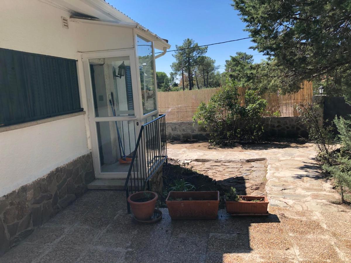 Casa Rural Los Olivos De Robledo De Chavela La Estacion ภายนอก รูปภาพ